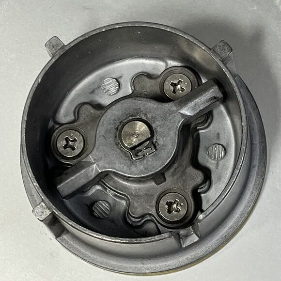 Hitachi Home Bakery Bread Maker Model HB-D103 Pan + Paddle Part Replacement READ - Picture 12 of 16